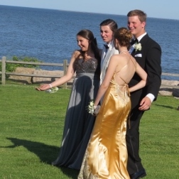 couples posing for prom photos,love display pictures